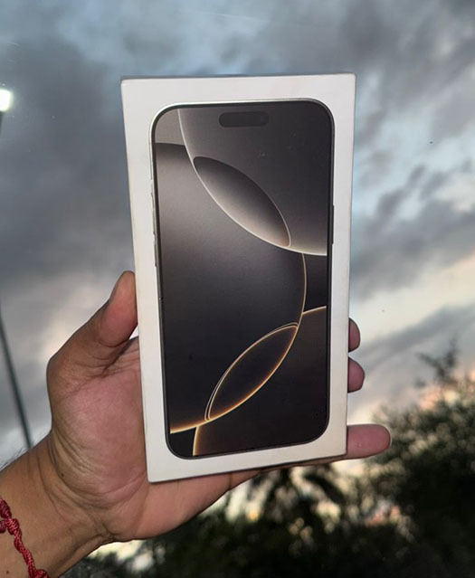 #4 Rifa Iphone 16