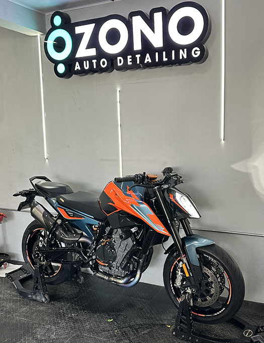 KTM Duke790