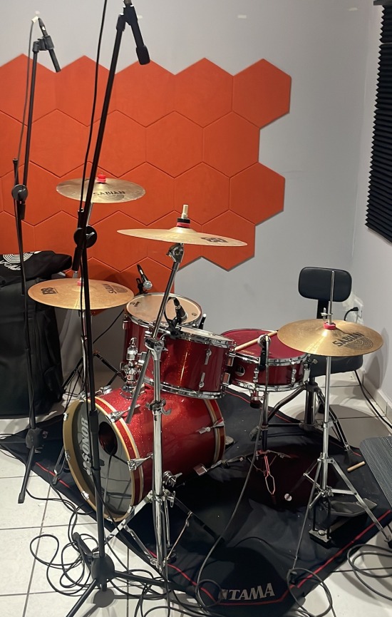 Combo batería, platillos y micrófonos